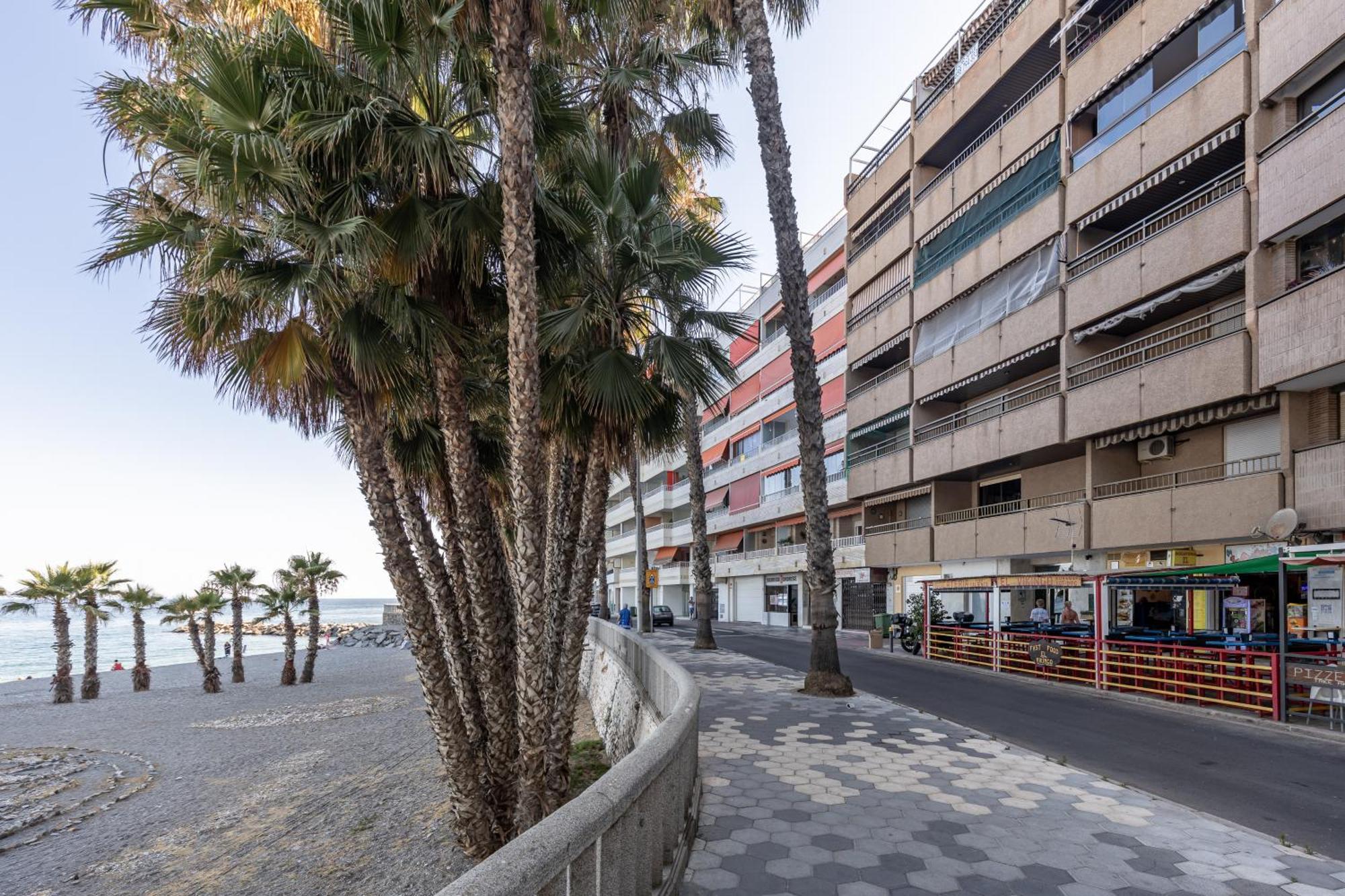 Atico Primera Linea De Playa Almuñécar Exteriör bild